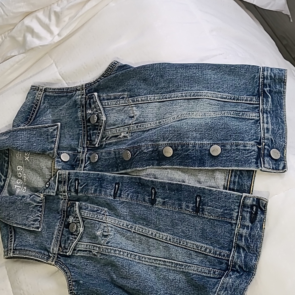 GAP Jean Jacket - Picture 4 of 5